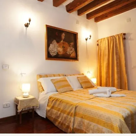 Rialto Laura Appartement *